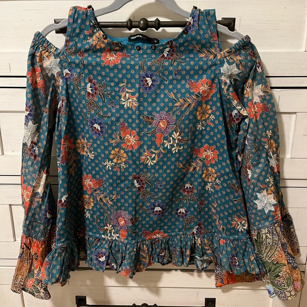 GENERATION FLO women’s top